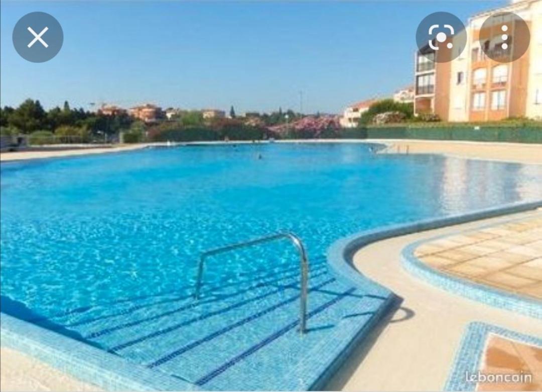 Appartement Au Lagon Bleu A Frejus, Garage, Tennis & Piscine 1200 M2 Exterior foto